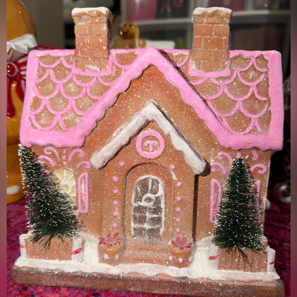 Gingerbread House Village Tabletop Decor W Trees Faux Snow Glitter pink 7.5”